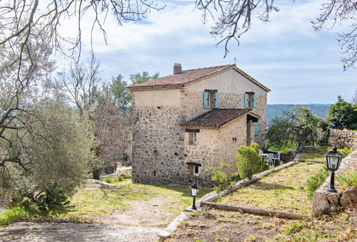 Maison 2 chambres Tourrettes