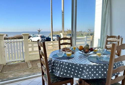 Villa 3 bedroom Saint-michel-chef-chef