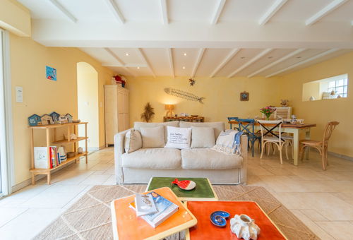 Maison au cœur de la Chaume + Garage fermé