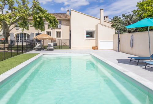 A beautiful and spacious holiday property with a private pool.