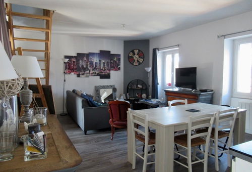 Loft style apartment in the heart of Ie iguen