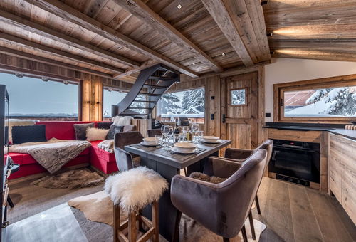 Charming little chalet in a natural setting with a warm, mountain-style...