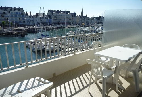 Grand deux pièces Face Port - Quartier Benoît