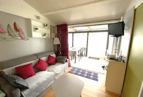 Chalet located in a 4* campsite with 2 swimming pools, a mini-golf course, a...