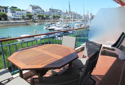 Spacious apartment with terrace facing port beach and shops on foot - La Baule