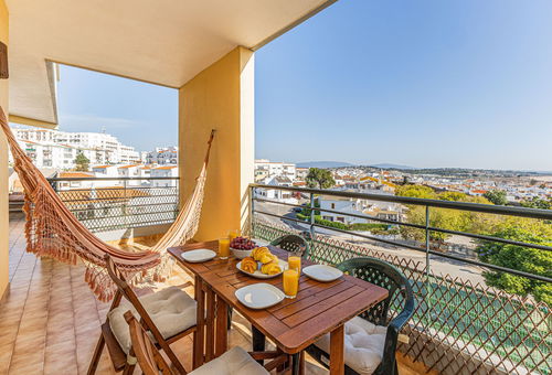Lagos: Sea View | Near the City Center | AC