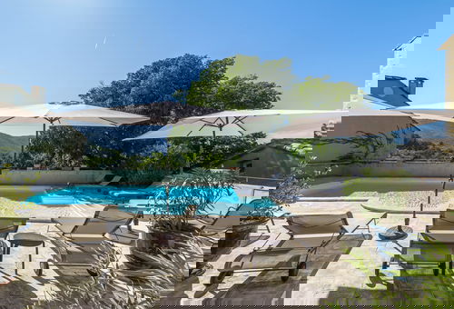 Apartement with pool for rent in Bonnieux: L'Adjudant