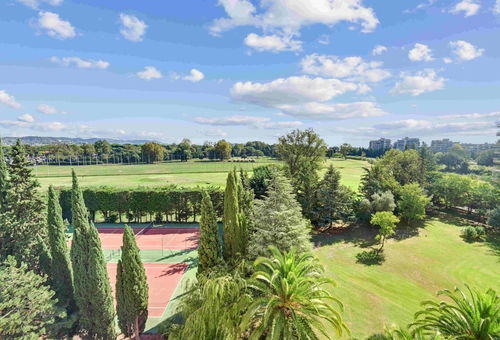 T3 à Mandelieu avec Terrasse, Clim, Parking, Piscine, Tennis... - BENAKEY