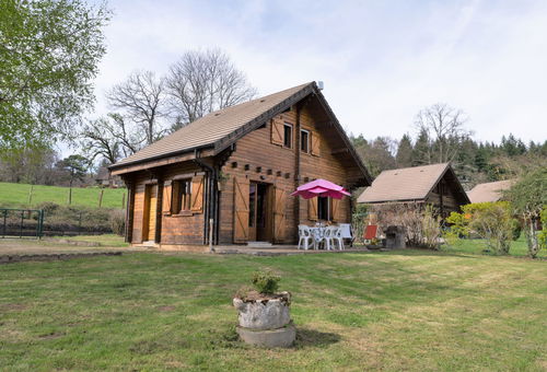 Chalet 2 bedroom Camps-saint-mathurin-léobazel