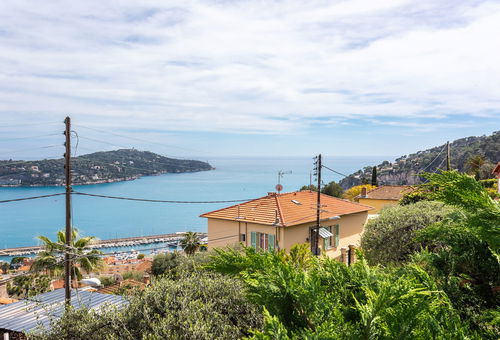 Overlooking Villefranche sur mer - Sea view.