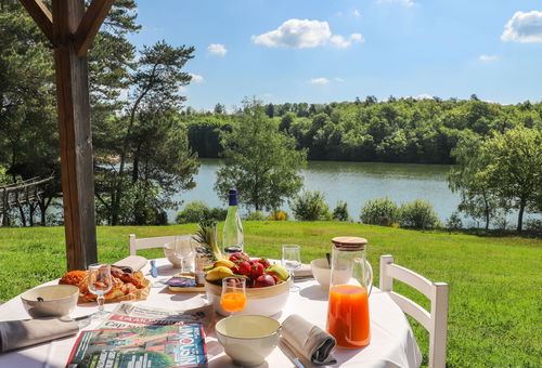 Villa 2 bedroom Meyrignac-l'Église