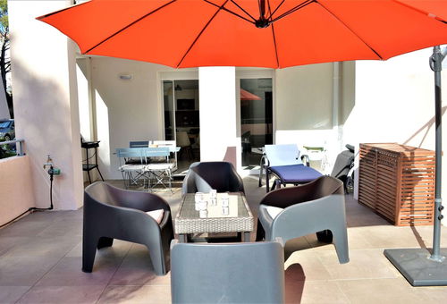 Cavalaire-sur-Mer (83) - Les Canissons district - Le Domaine
3-room...