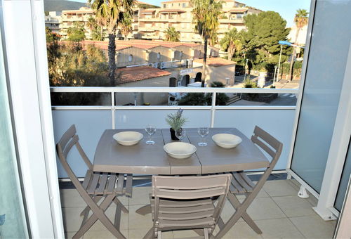Cavalaire-sur-Mer (83) - Les Myrtes - Porto di Mar 2
Studio - approximately...