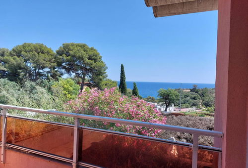 Cavalaire-sur-Mer (83) - Bonporteau - Les Jardins de la Mer Residence
Studio...