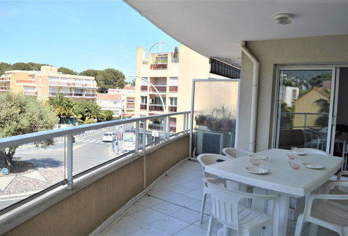 Cavalaire-sur-Mer (83) - Town center - Le Turquoise
2-room apartment -...