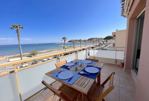 CAVALAIRE (83) - City center - CROIX DU SUD 2 room apartment - 35 m²...