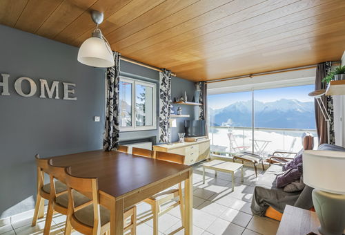 Apartment 2 bedroom Huez