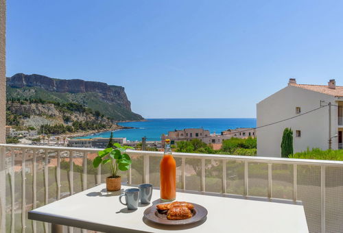 Apartment 1 bedroom Cassis