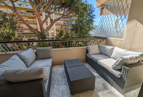 Bel appartement de deux-pièces - Cannes centre