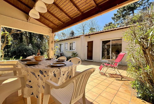 Saint Georges d'Oleron (17) - Domino
Maison 4 pièces - 90 m² environ -...