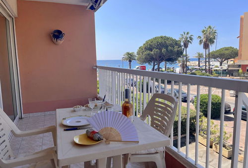 Fréjus (83) - Seaside - Mediterranean Residence 2-room apartment - 38...