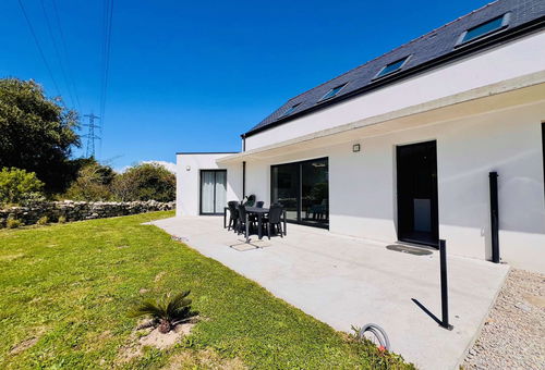 Magnificent house for 8 people ideally located near the city center and the...