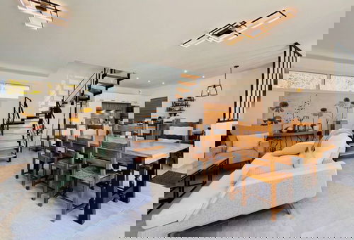 Magnificent house for 8 people ideally located near the city center and the...