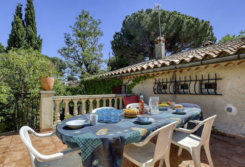 Apartment 4 bedroom Saint-cyr-sur-mer