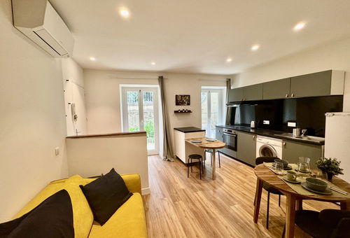 Pleasant apartment located in hyper-center Carabacel - Nice
