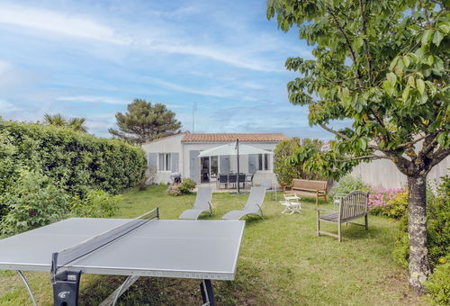 Jolie maison contemporaine au Bois Plage en Ré.