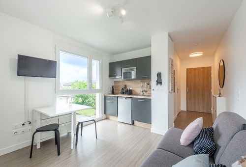 Charming studio to rent in Annecy.