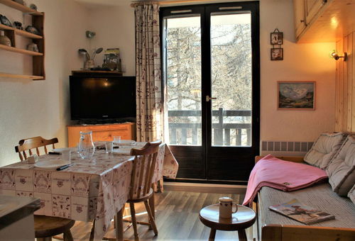 Risoul 1850 (50) – Secteur bas de station – Résidence Les Crêtes
Studio...