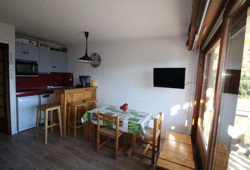 Warm, well maintained and very well furnished studio located at the foot of...