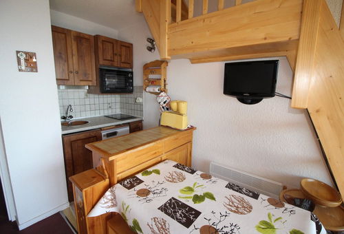 Superb well-equipped studio , in calm ski to door residence