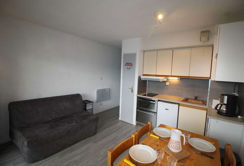 AURIS EN OISANS (38) - Résidence Bois Gentil II 
Studio cabine fermée - 23m²...