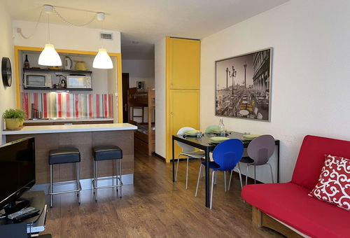 Montgenèvre (05) Residence les Anges. Apartment n°24 Studio in the...