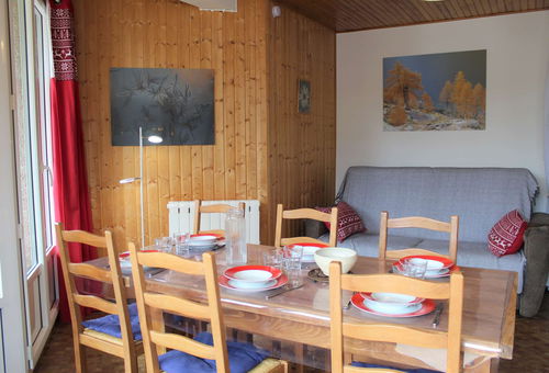 Vars Les Claux (05) - Le Seignon Residence - Resort center Apartment 3...