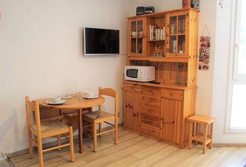 Vars Les Claux (05) - Ski Soleil Residence - Resort center Apartment...