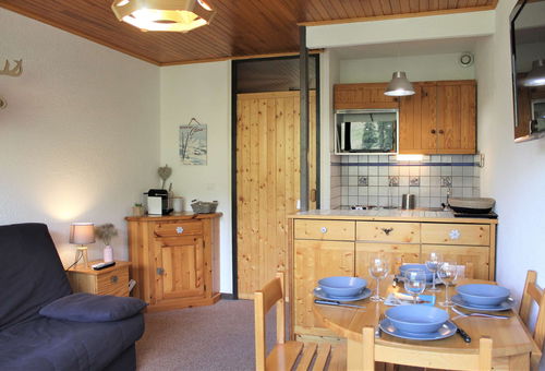 Vars Les Claux (05) - Resort center, Point Show sector - Residence Le...