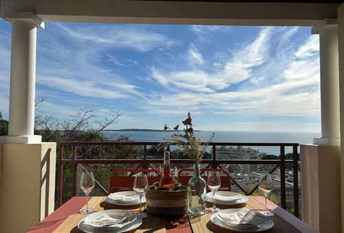 Cannes (06) - Residence VILLA DES PEINTRES Bat Fragonard
Studio cabin...