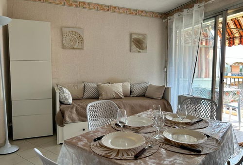 Mandelieu la Nae (06) - Résidence LES 3 RIVIERES Cabin studio apartment –...
