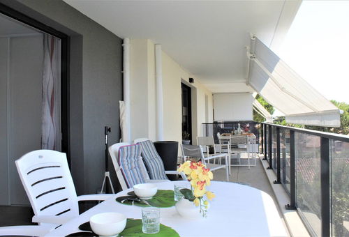 Cagnes sur Mer (06) Le Gray Pearl, 9 Avenue jules Ladoumegue 3 rooms, 4...