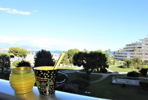 Villeneuve-Loubet Plage (06) Le Baronnet Port Marina Baie des Anges Very...