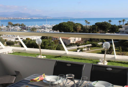 Villeneuve-Loubet Plage (06) Le Baronnet Port Marina Baie des Anges...