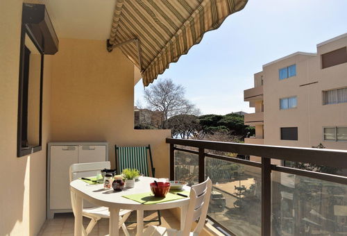 Le Lavandou (83) - City center - Résidence Le Saint James Apartment 2...
