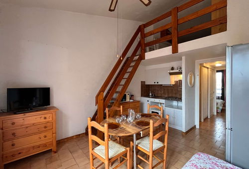 Port-La Nouvelle (11) - Beach district 2 room mezzanine apartment - 45...