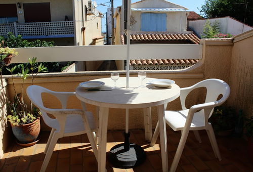 Port-la-Nouvelle (11) - Shopping center - 1-room mezzanine pavilion - 25...