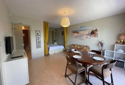 Saint Jean de Monts (85) - Small market district - Residence L'orée du...