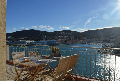 Port-Vendres (66) - Centre Port - 7 Rue Arago
Appartement studio - 25 m²...