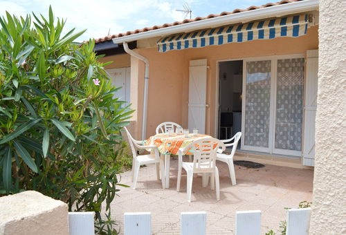 Gruissan (11) - Ayguades - Residence Les Mers du Sud 2-room pavilion...
